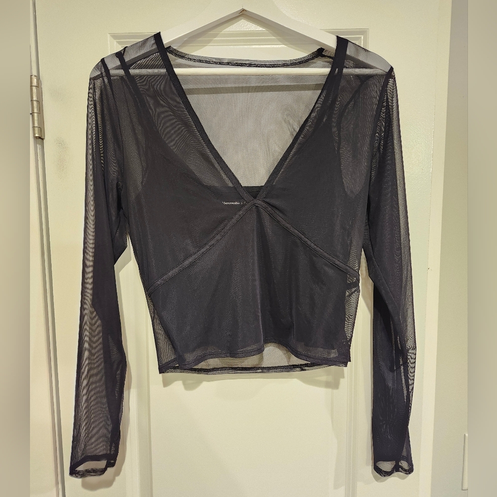 Abercrombie & Fitch Women's Cropped Black Long Sleeve Mesh Going Out Top Large